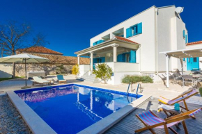 Wellness & Spa Villa Spirini Dvori